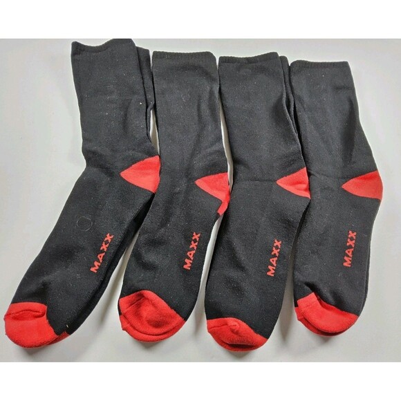 MAXX Lot Of 4 Pairs Crew Socks Black Red One Size - Picture 1 of 2